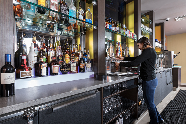 O'Neil Bar Staff